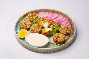 Drivu Stuffed Falafel with Cheese (8 pieces)