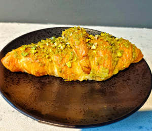 Drivu Pistachio Croissant