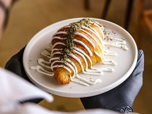 Drivu Cheesy Zaatar Croissant 