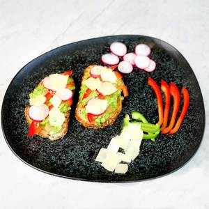 Drivu Guacamole Toast