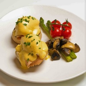 Drivu Eggs Benedict