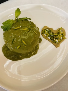 Drivu Pistachio Dome Cake