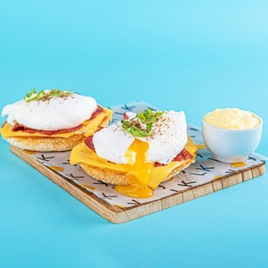 Drivu Eggs Benedict